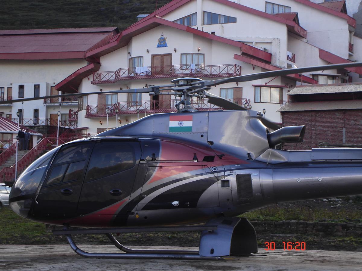 Clifftop Club Auli Joshimath Exterior photo